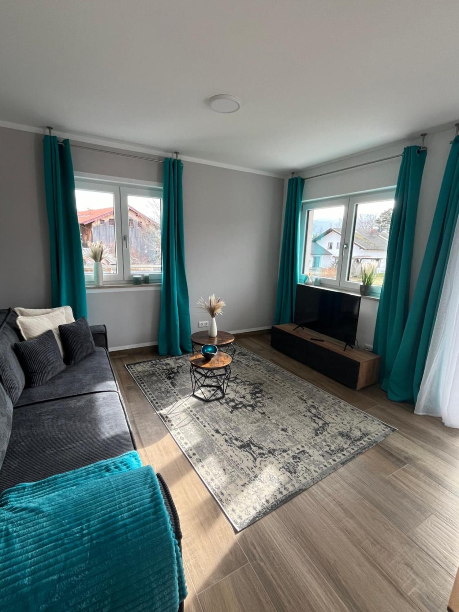 Apartment Uniqe I 90qm I Bergblick I 3 Balkone I Seenah *