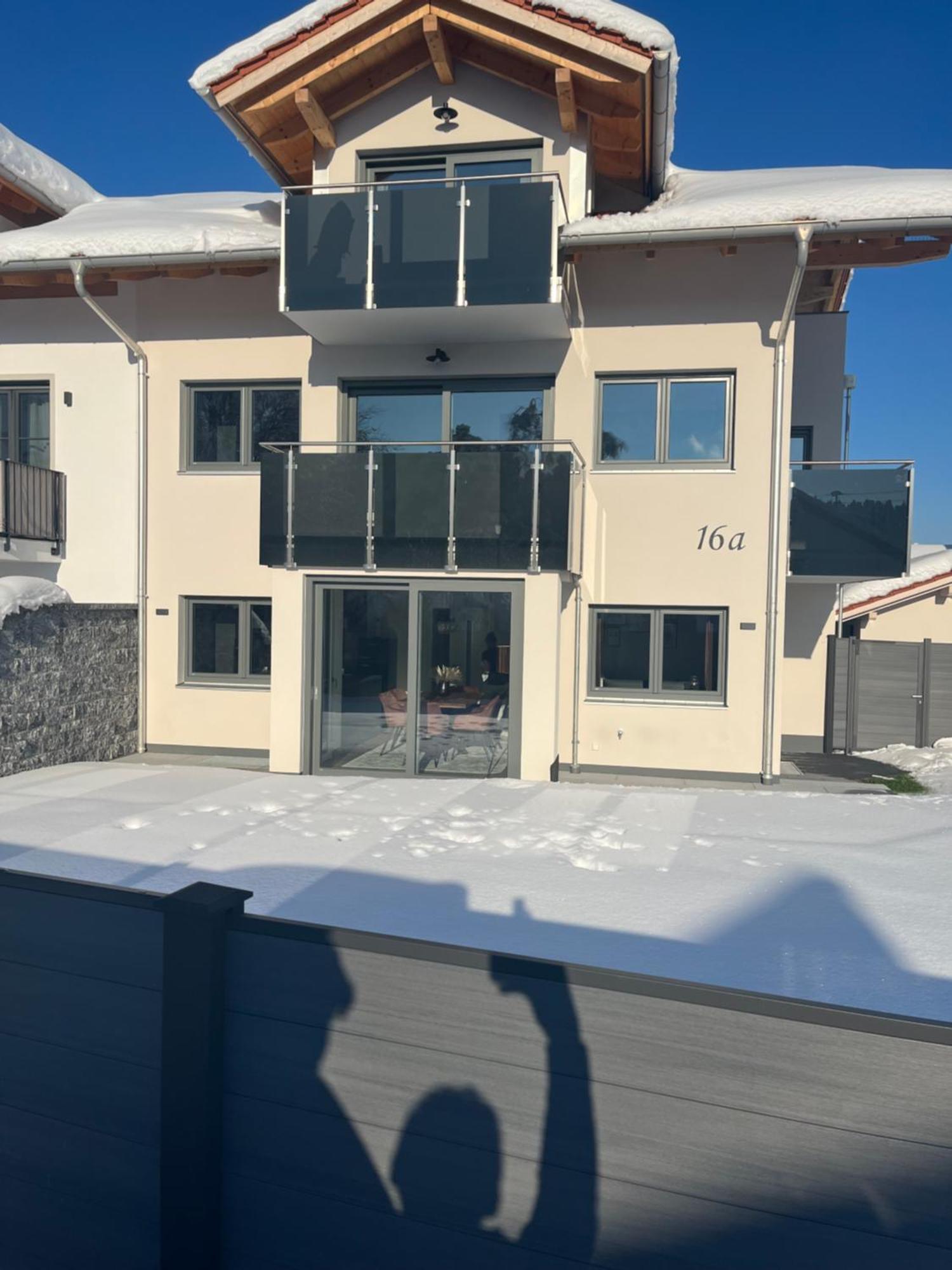 Uniqe I 90qm I Bergblick I 3 Balkone I Seenah * Prien am Chiemsee